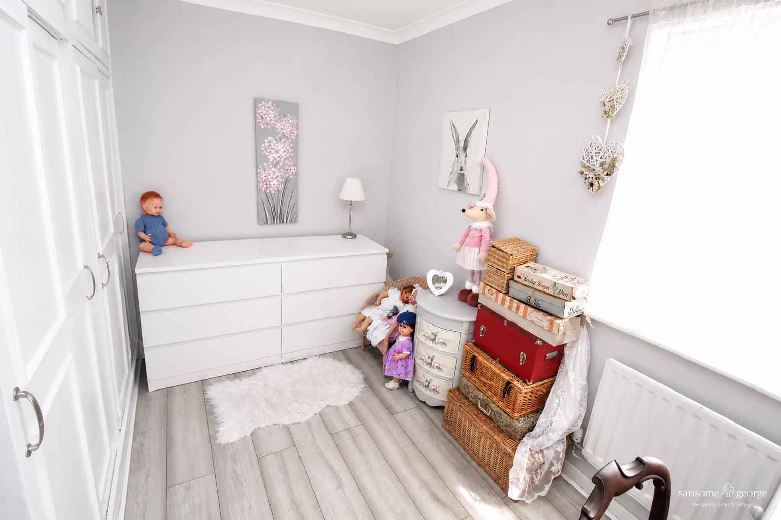 Broom Close, Calcot, Reading